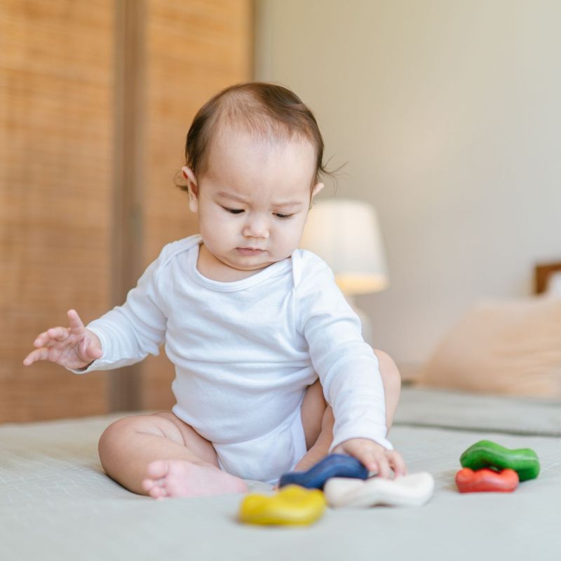 Image d'ambiance de présentation du produit Vagues à empiler (5 pièces) - Plan Toys